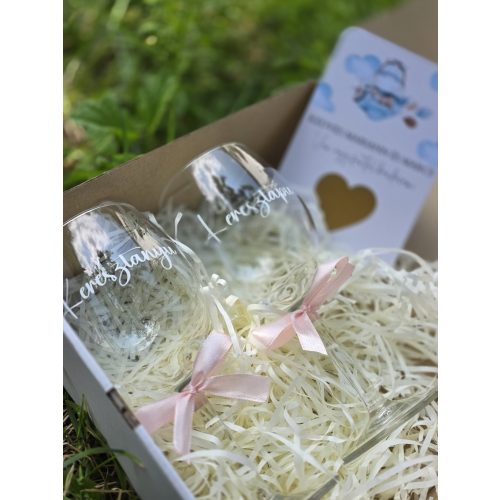 Keresztszülő felkérő szett - boros pohárral, kaparós sorsjeggyel